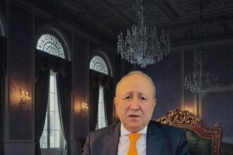 شادي وأبو شادي . وطموح الوصول إلى العالمية.