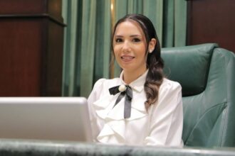 الخزوز تدعم المادة (21) وتؤكد انسجامها مع الدستور