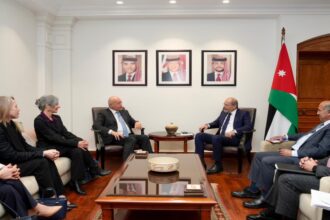 عاجل | الصفدي يبحث دعم اللاجئين مع المفوض السامي للأمم المتحدة