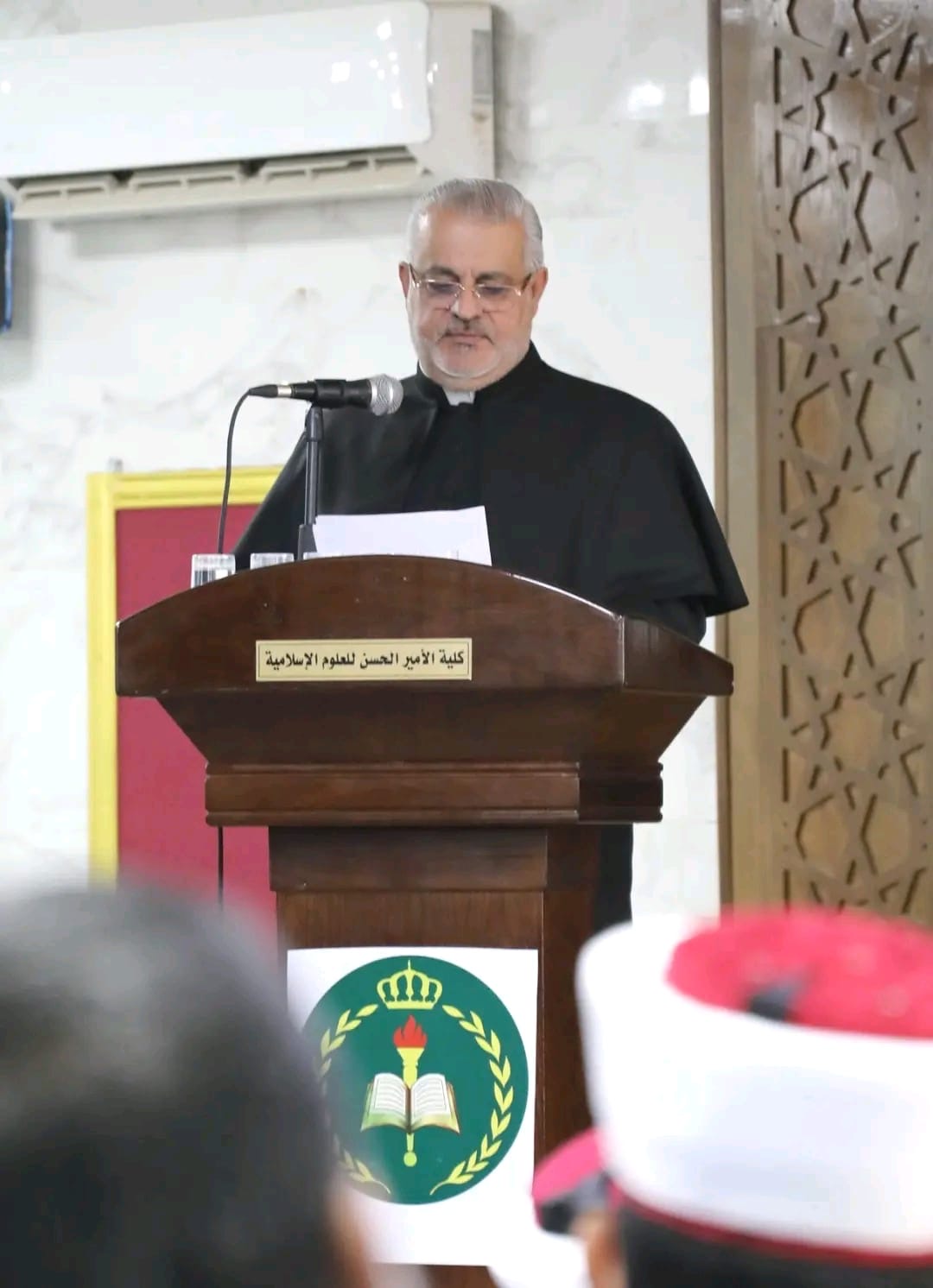 صورة حول : حين يلتقي الصومان المسيحي والاسلامي حين يلتقي الصومان المسيحي والاسلامي