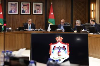 حلول حكومية لأراضي المخيمات المتنازع عليها