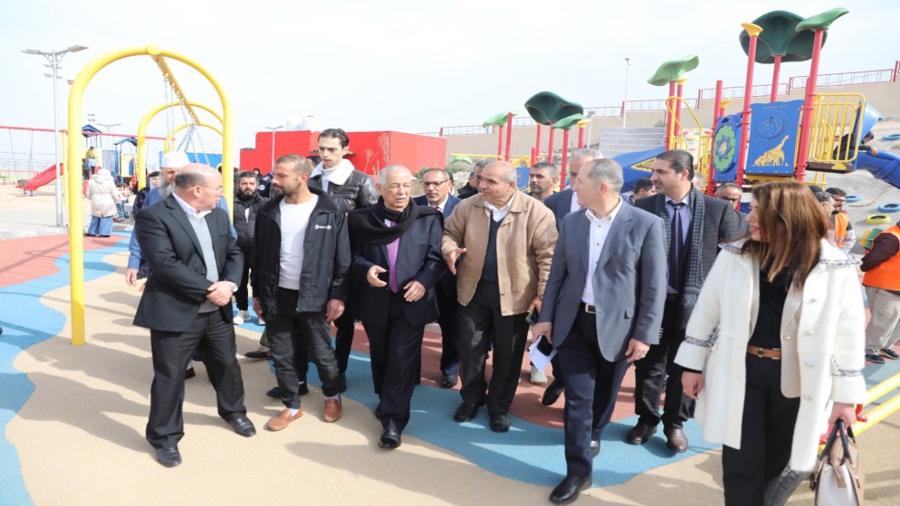 صورة حول : العيسوي يتفقد مشاريع مبادرات الملك في إربد العيسوي يتفقد مشاريع مبادرات الملك في إربد