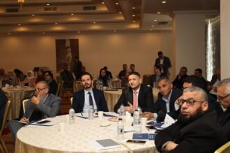 الحيصة يفتتح ورشة لإعادة توزيع المياه في وادي الأردن