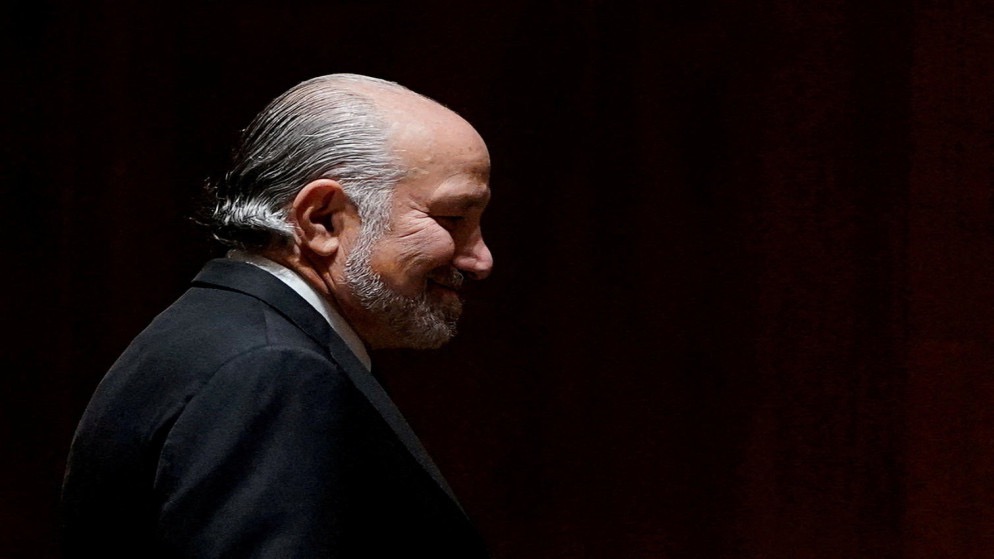 وزير التجارة الأميركي ينفي علاقته بجيفري إبستين وسط ضغوط للاستقالة