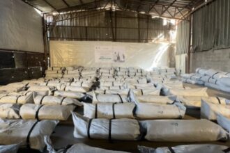 عاجل| الخيرية الهاشمية تواصل إقامة الخيام الإيوائية في غزة