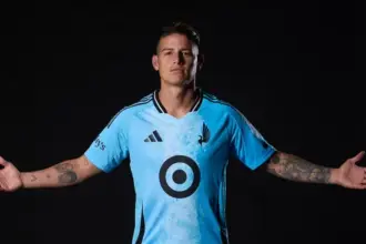 خاميس رودريغيز ينضم رسميًا إلى مينيسوتا يونايتد الأمريكي