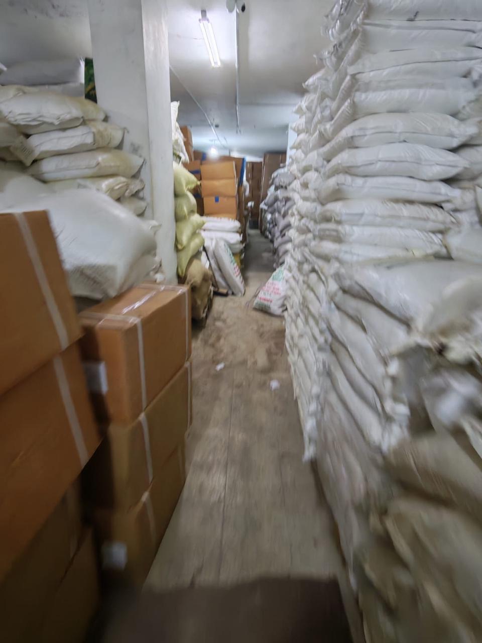 الغذاء والدواء تتحفظ على ٢٤٥ طنًا من المواد الغذائية