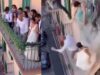 فيديو يوثق شرفة تنهار أثناء حفل زفاف.. لحظات صادمة تُظهر العروسان والضيوف يسقطون .. فما الحقيقة ؟