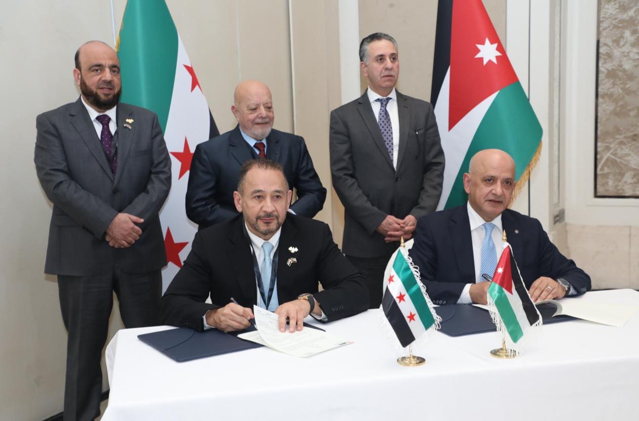 صورة حول : تجارتا عمّان ودمشق توقّعان اتفاقية توأمة لتعزيز التعاون الاقتصادي والتجاري بين الجانبين تجارتا عمّان ودمشق توقّعان اتفاقية توأمة لتعزيز التعاون الاقتصادي والتجاري بين الجانبين