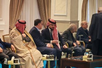 عاجل | ولي العهد يقدم واجب العزاء بوفاة رئيس الوزراء الأسبق أحمد عبيدات .. فيديو وصور