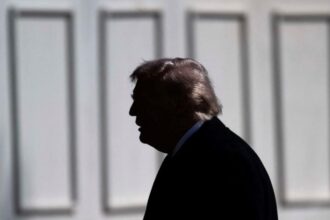 عاجل | ترامب: سندمر صواريخ إيران وسنُبيد أسطولهم البحري