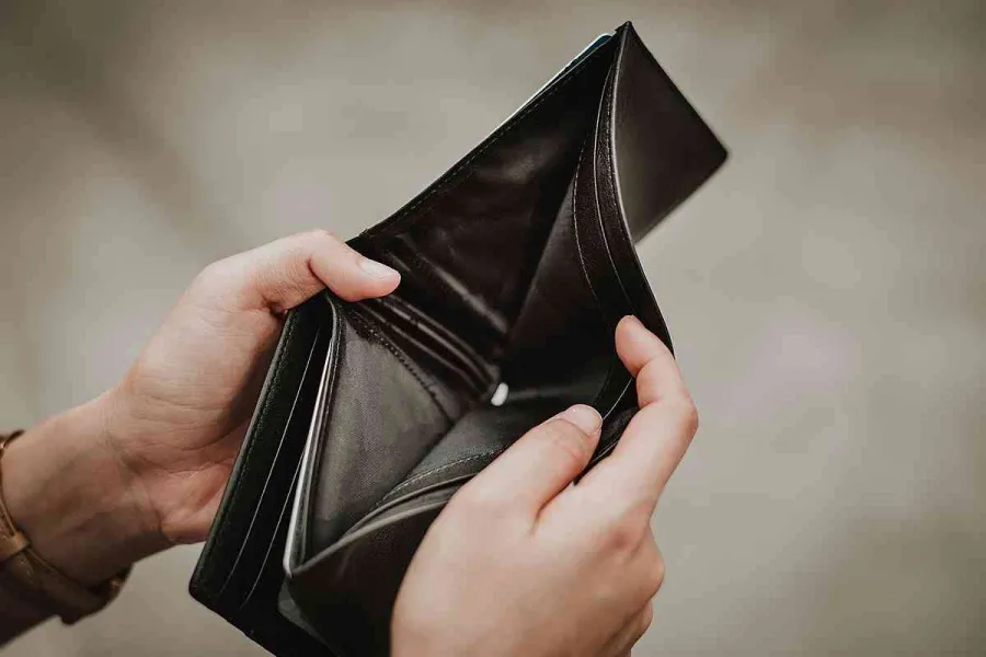 صورة حول : وليد المصري يدعو لتكثيف الرقابة على الأسواق خلال رمضان وليد المصري يدعو لتكثيف الرقابة على الأسواق خلال رمضان