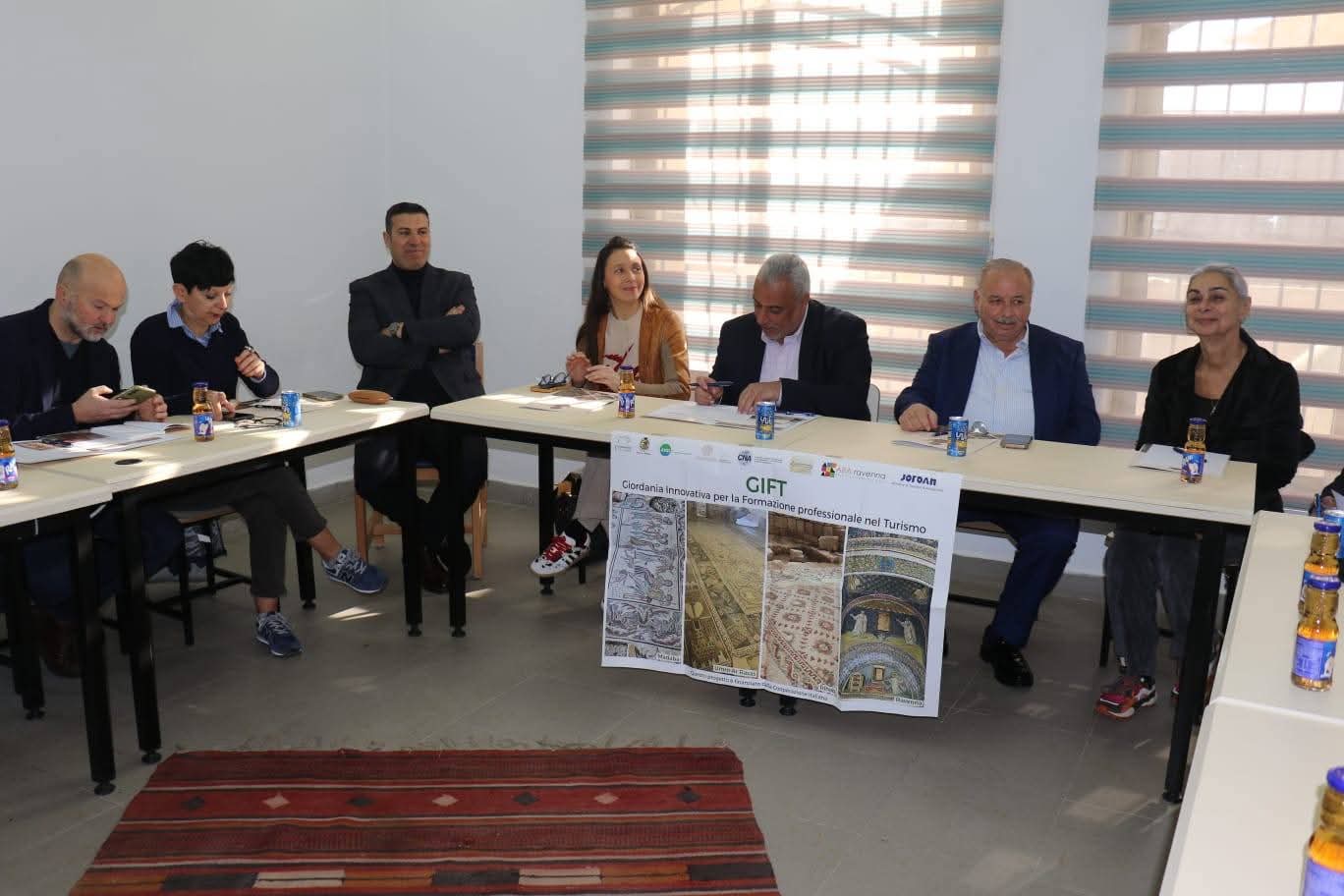 لجنة أكاديمية من جامعتي بولونيا ورافينا الإيطاليتين تزور معهد الفسيفساء