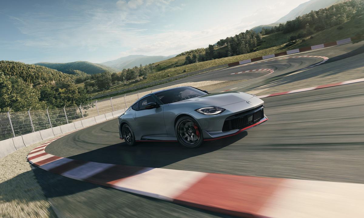 بسطامي وصاحب وكيل نيسان في الأردن تهنىء بمرور أكثر من 40 عاماً على "نيسمو"