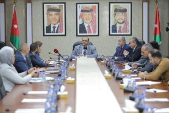 "الاقتصاد الرقمي" النيابية تبحث الدور الرقابي لهيئة تنظيم قطاع الاتصالات