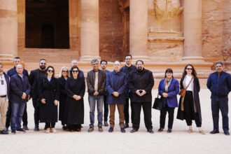 الرئيس الألباني يزور البترا ويثمن الإرث النبطي