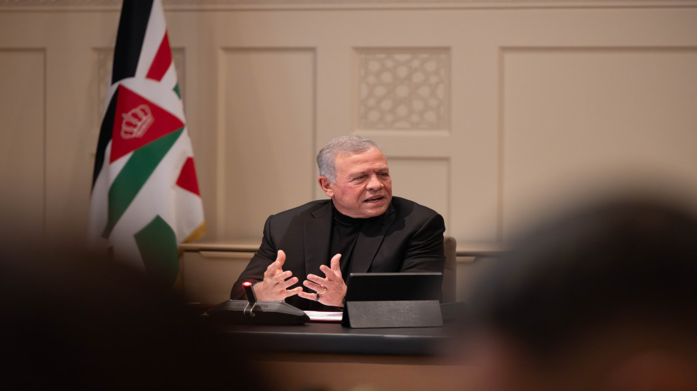 صورة حول : الملك يلتقي أعضاء مجلس نقابة الصحفيين الأردنيين الملك يلتقي أعضاء مجلس نقابة الصحفيين الأردنيين