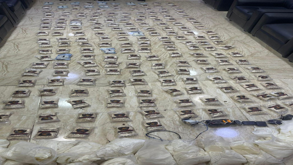 المنطقة العسكرية الشرقية تحبط تهريب مخدرات بالبالونات