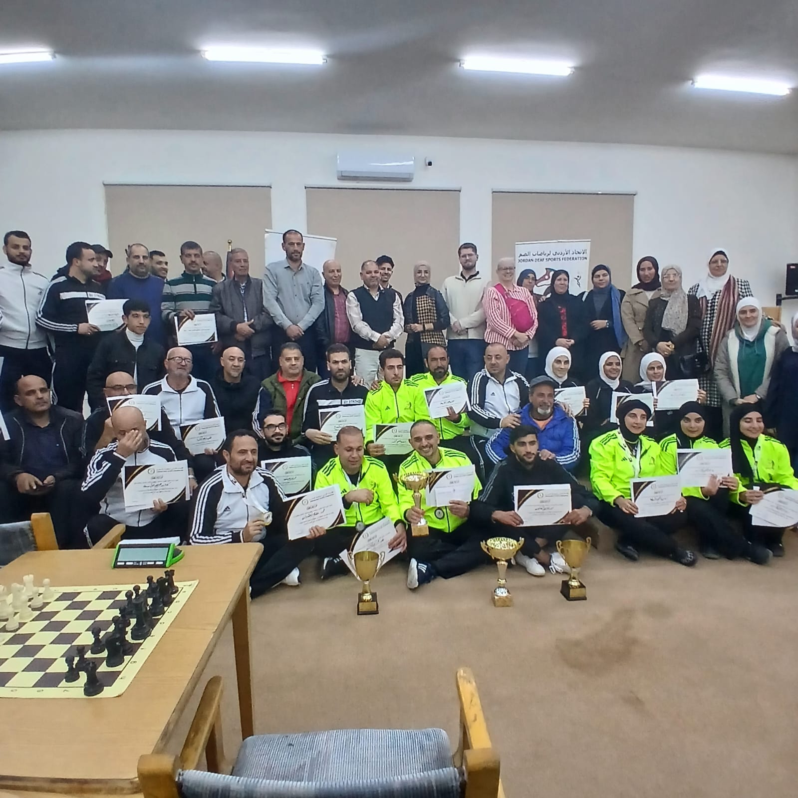 ختام بطولة شطرنج الصم… الزرقاء تتصدر السيدات والرجال