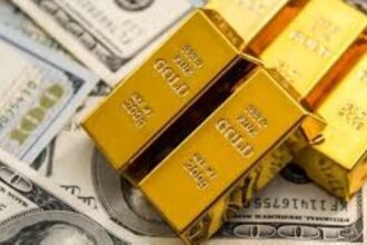 نقيب المجوهرات: الذهب مدعوم رغم تقلبات الدولار