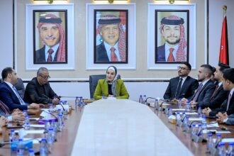 النائب ناصر الدين تلتقي طلبة المعهد القضائي وتؤكد أهمية ترسيخ المسار الديمقراطي