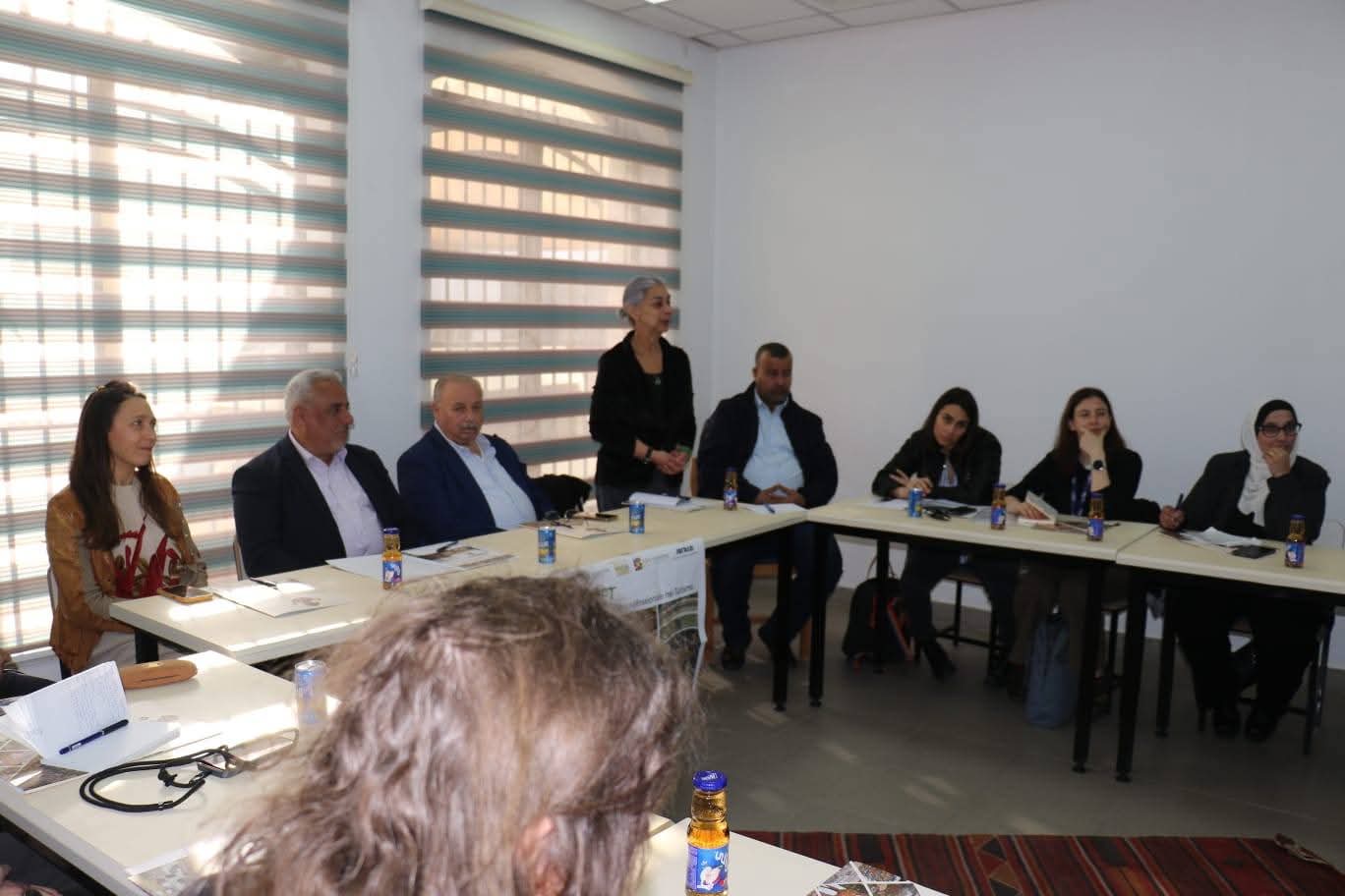 لجنة أكاديمية من جامعتي بولونيا ورافينا الإيطاليتين تزور معهد الفسيفساء