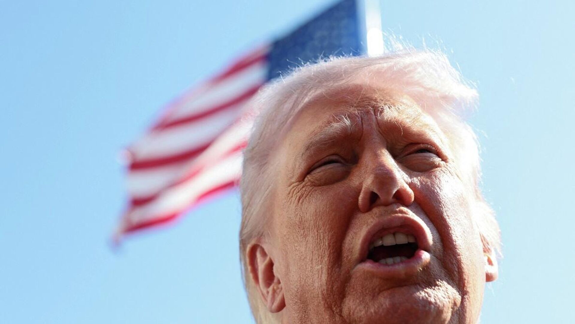 ترامب يعلن بدء عملية عسكرية أميركية ضد إيران