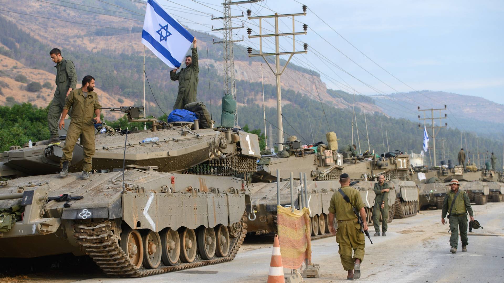 صورة حول : لبنان: 10 شهداء في غارات إسرائيلية على البقاع والاحتلال يدعي استهداف حزب الله لبنان: 10 شهداء في غارات إسرائيلية على البقاع والاحتلال يدعي استهداف حزب الله