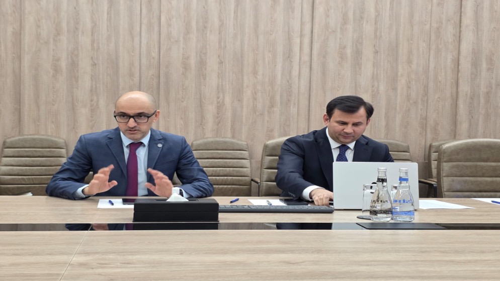 وفد إعلامي أردني يستعرض التحول الحضري والاقتصادي في باكو