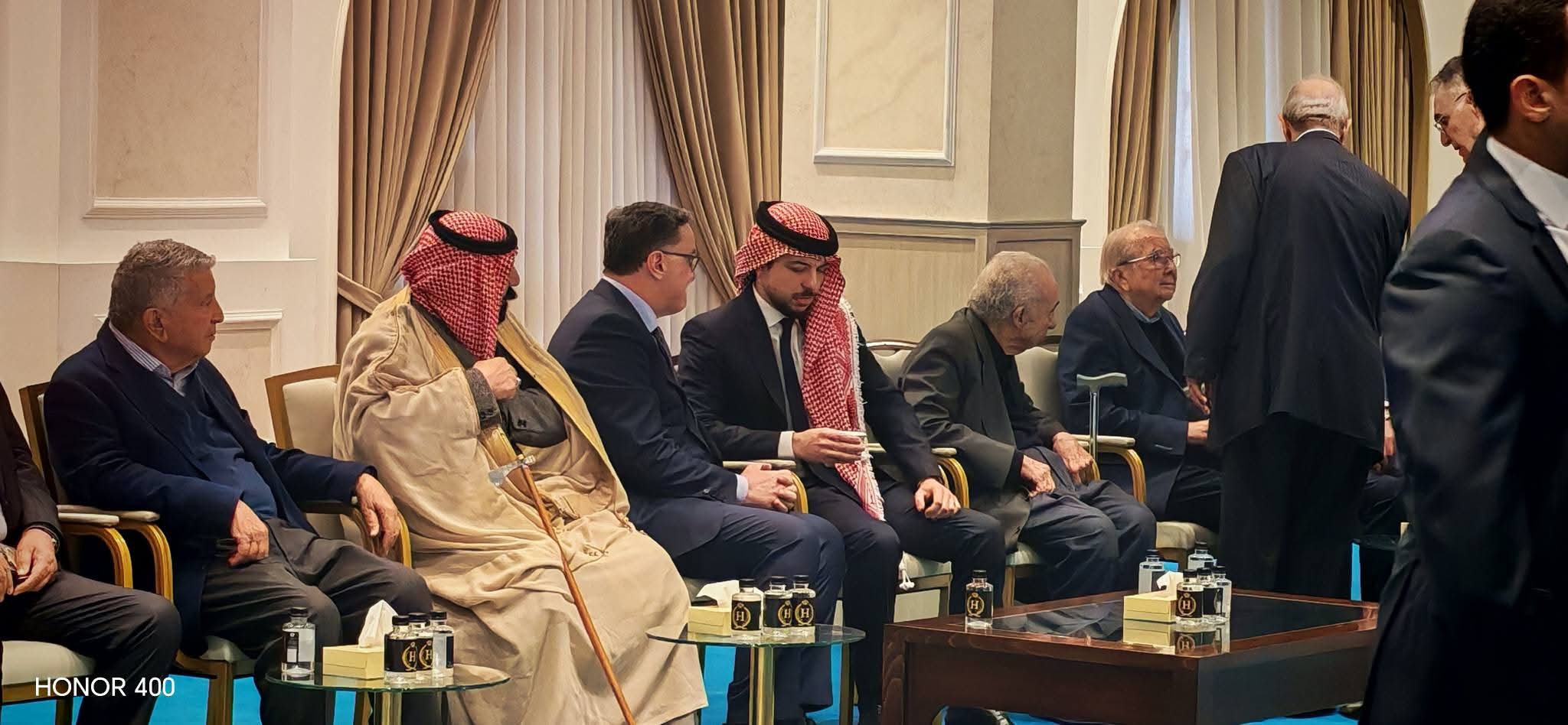 عاجل | ولي العهد يقدم واجب العزاء بوفاة رئيس الوزراء الأسبق أحمد عبيدات .. فيديو وصور