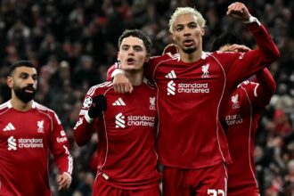 ليفربول يفوز على نيوكاسل 4-1 وصلاح يحقق إنجازًا جديدًا