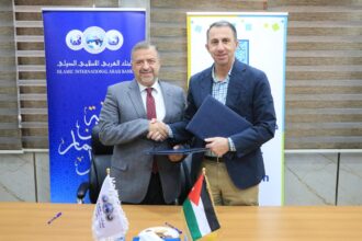 العربي الإسلامي وتكية أم علي يجددان إتفاقية التعاون المشترك