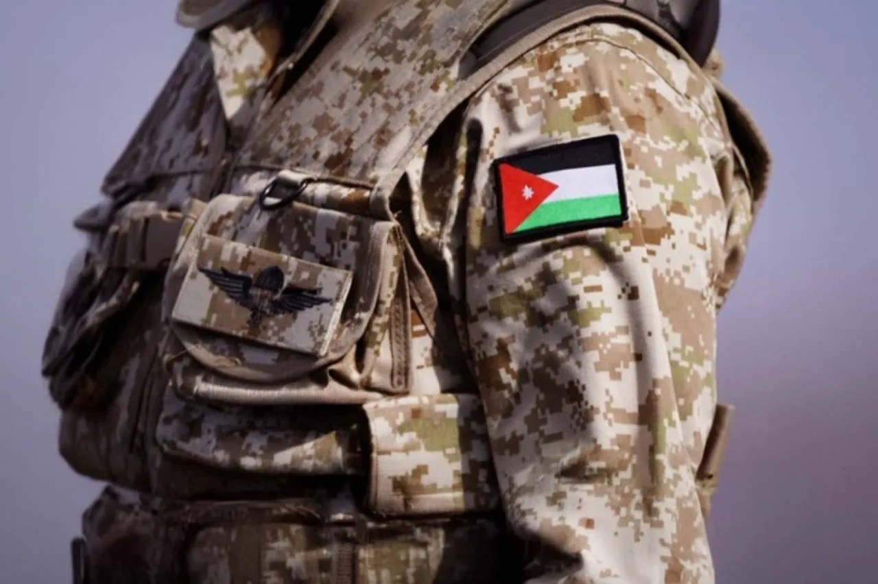 عاجل | إحباط محاولة تهريب مخدرات بواسطة بالونات إلكترونية بالاردن