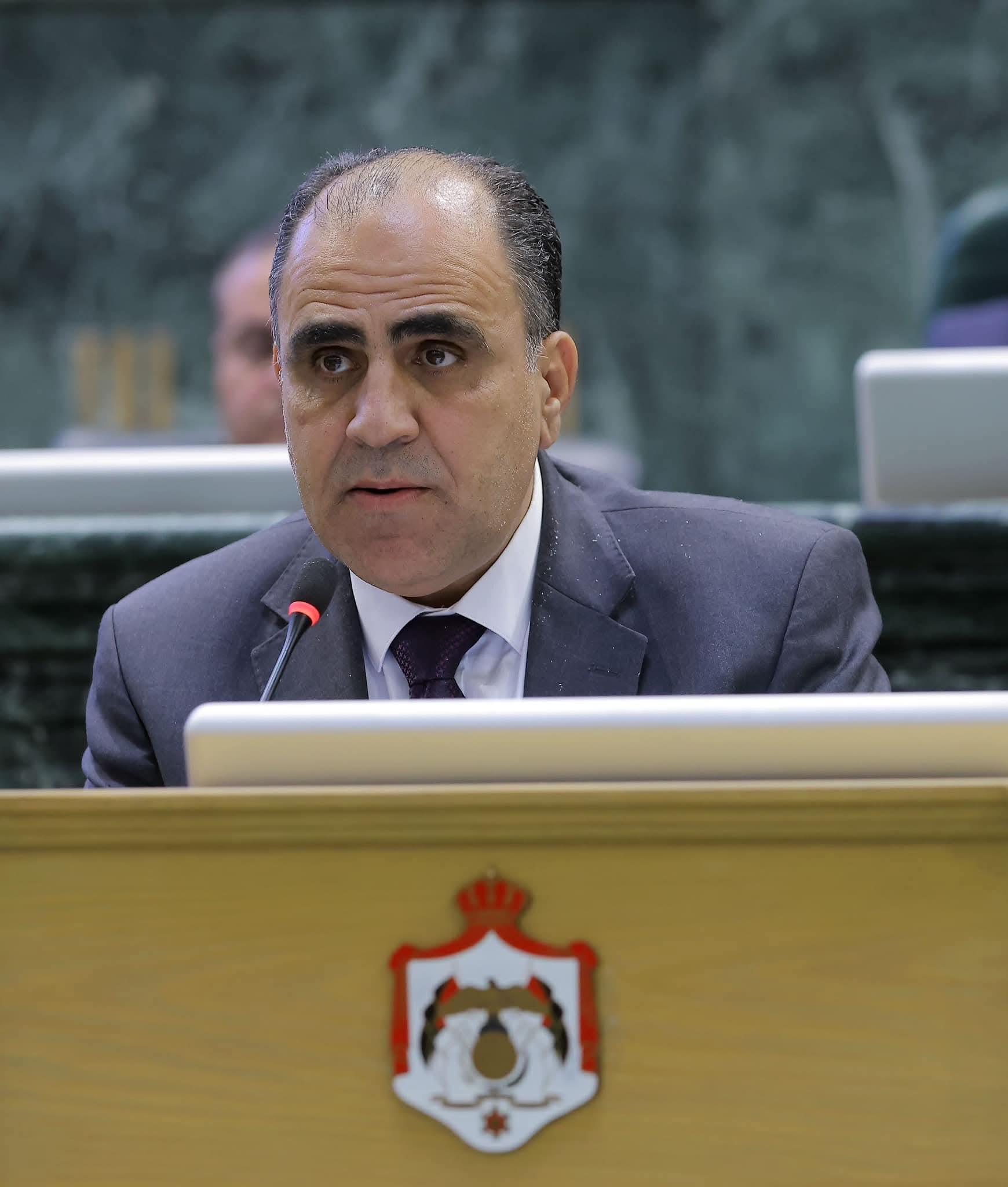 صورة حول : بني هاني: قرار سوريا أربك النقل وزاد الكلف بني هاني: قرار سوريا أربك النقل وزاد الكلف