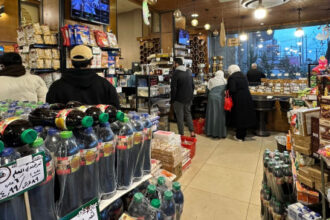 نشاط تجاري لافت في أسواق إربد مع اقتراب شهر رمضان