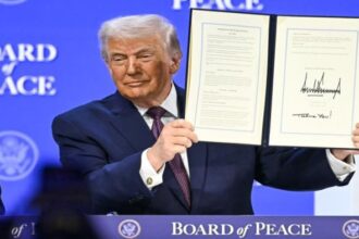 ترامب يفتتح "مجلس السلام" بـ 5 مليارات دولار لإعمار غزة