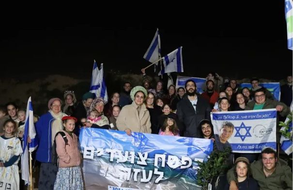 مستوطنون يقتحمون غزة ليلاً تحت شعار "الاستيطان الأبدي"