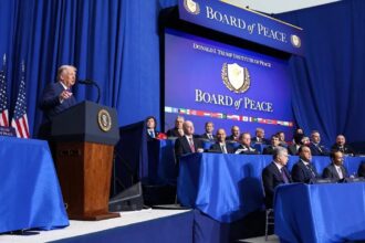 ترامب يعلن جمع أكثر من 7 مليارات دولار لدعم غزة خلال اجتماع مجلس السلام في واشنطن