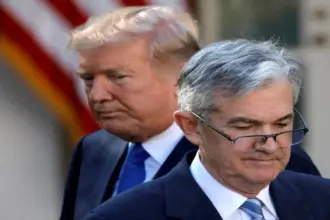 ترامب يتوقع انخفاضًا كبيرًا في أسعار الفائدة مع ترشيح رئيس جديد لمجلس الاحتياطي