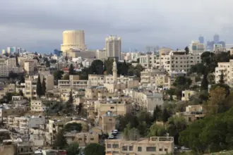 أجواء مستقرة السبت وانخفاض ملموس على الحرارة الأحد مع تزايد فرص الأمطار