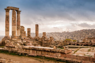 منخفض جوي يضرب المملكة الاثنين