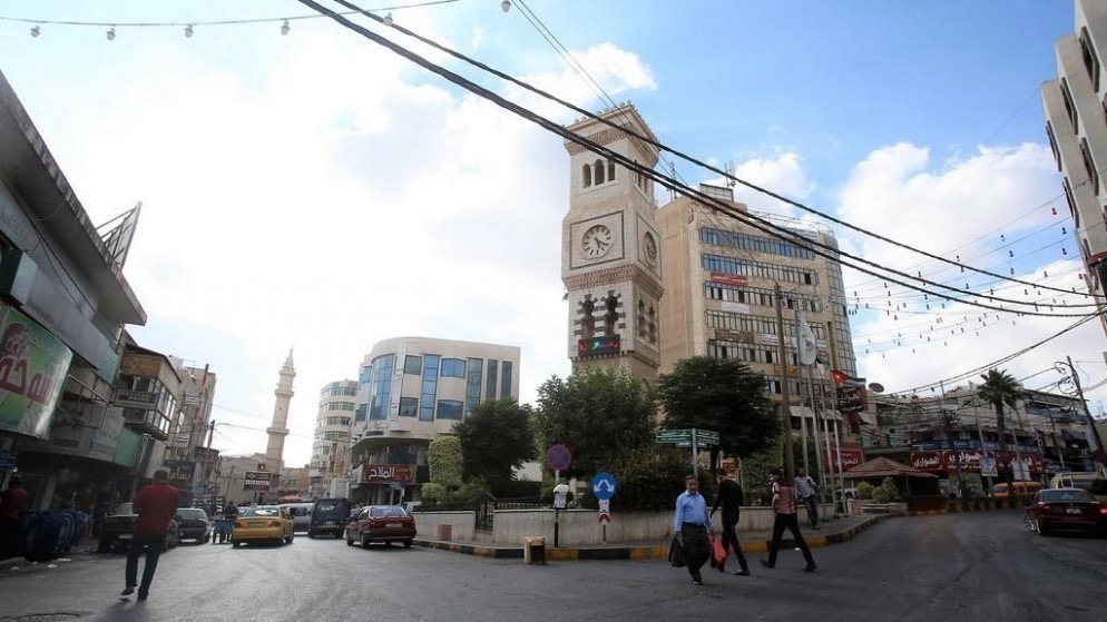 إربد: إزالة 23 بسطة مخالفة وتوقيف محال غير ملتزمة بالسلامة العامة