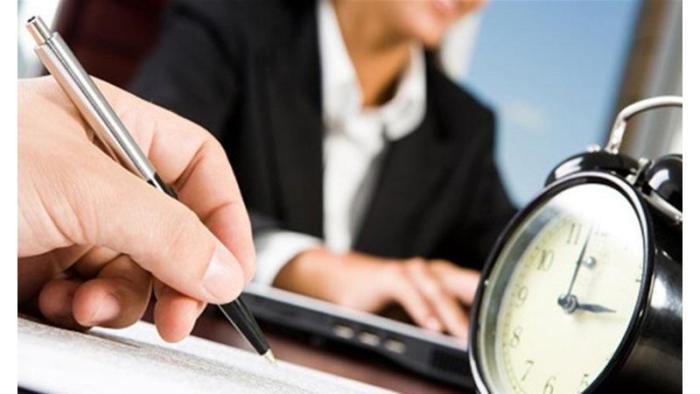 صورة حول : هيئة الخدمة تمدد استطلاع آراء الموظفين وتكشف مبررات تقليص أيام الدوام هيئة الخدمة تمدد استطلاع آراء الموظفين وتكشف مبررات تقليص أيام الدوام