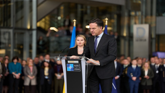 صورة حول : أمين عام الناتو: أوكرانيا بحاجة إلى دعم مستمر للدفاع عن نفسها أمين عام الناتو: أوكرانيا بحاجة إلى دعم مستمر للدفاع عن نفسها