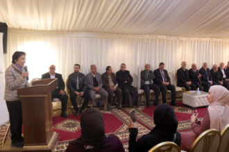 الأميرة بسمة تسلم مساعدات إنسانية لـ200 أسرة في الزرقاء