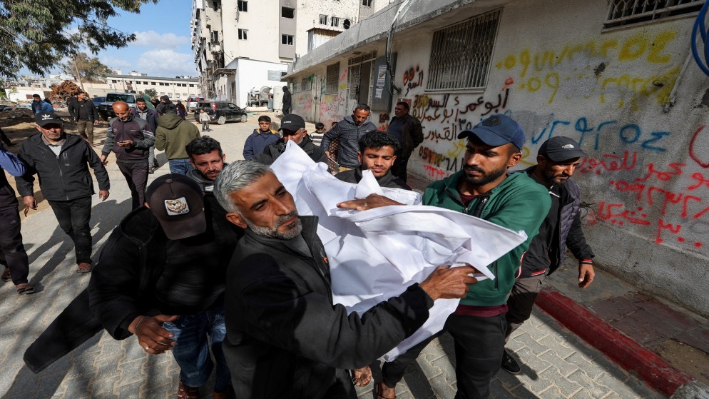 شهداء وجرحى بقصف وإطلاق نار شمالاً وجنوباً