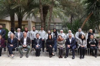 الأميرة بسمة بنت طلال تلتقي وفد منظمة الصحة العالمية والأمير هاري في معهد الملكة زين الشرف