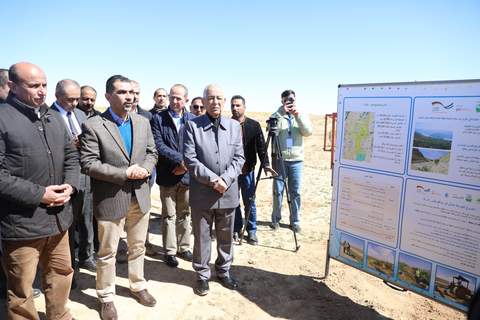 العيسوي يتفقد المرحلة الرابعة من مشروع “جذور” في الكرك