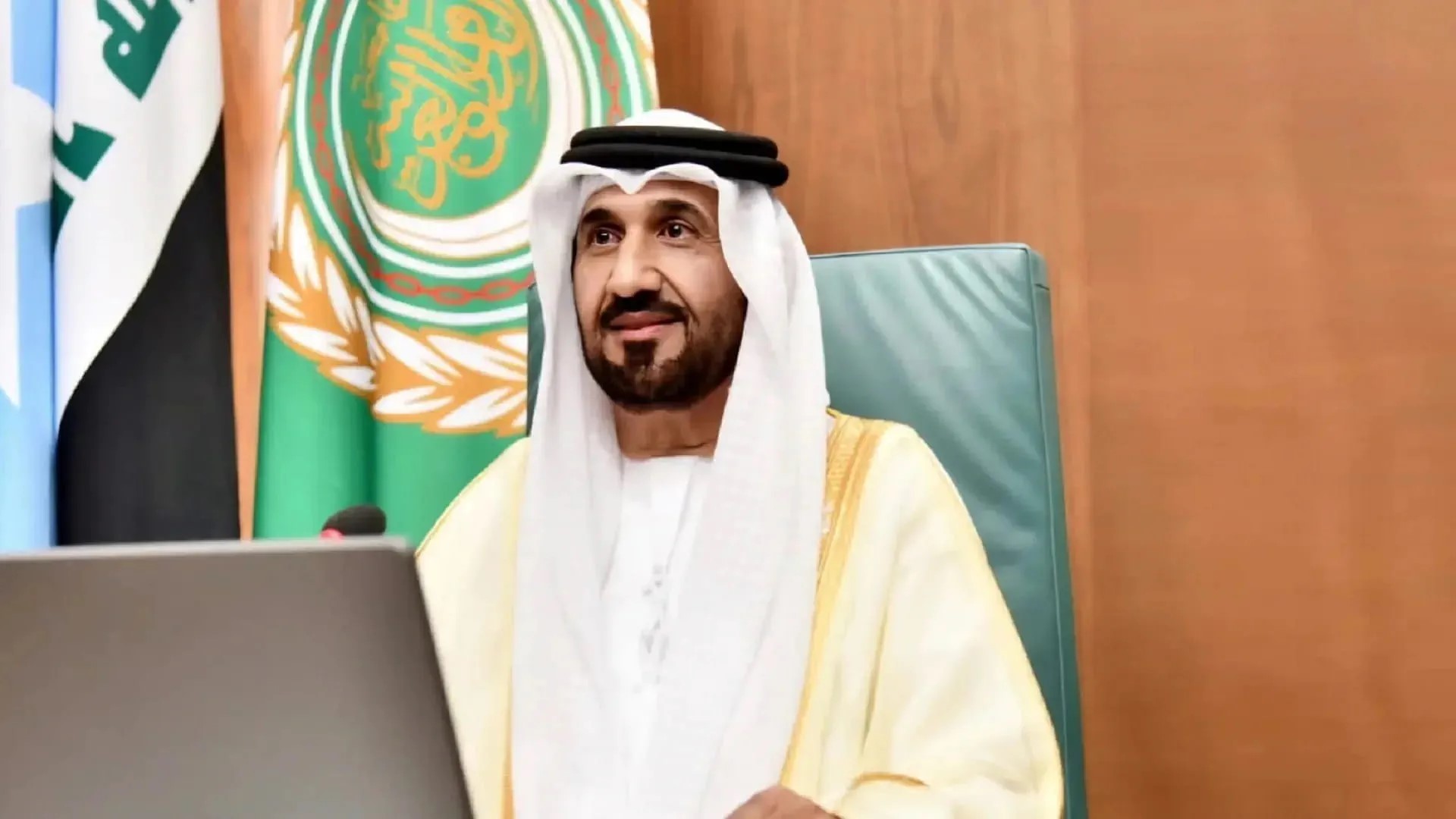 رئيس البرلمان العربي يدين الهجمات الإيرانية ويؤكد أن الأمن القومي العربي خط أحمر