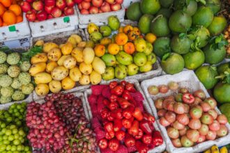 تعرف على أسعار الخضار والفواكة في السوق المحلية 